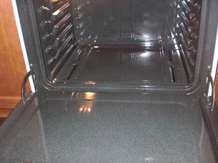 The spotless oven after 15 minutes and little hassel! Krud Kutter can do it all!!
